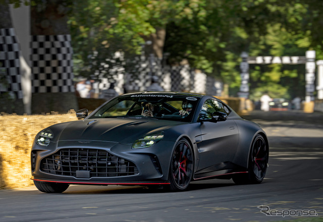アストンマーティン『ヴァンテージS』新型(グッドウッド2025)《photo by Aston Martin》