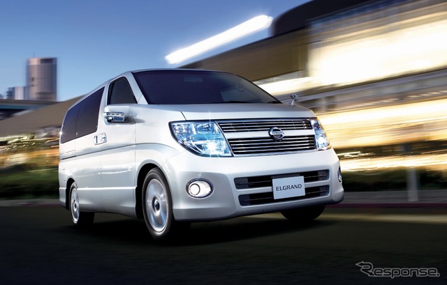 日産車体湘南工場製:日産エルグランド(2002年)《写真提供 日産自動車》