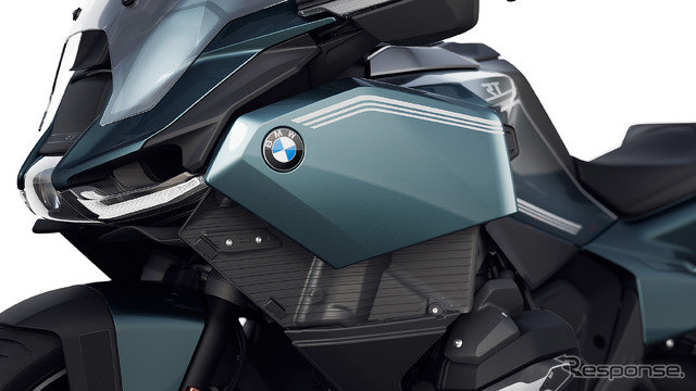 BMW R 1300 RT 新型《photo by BMW》