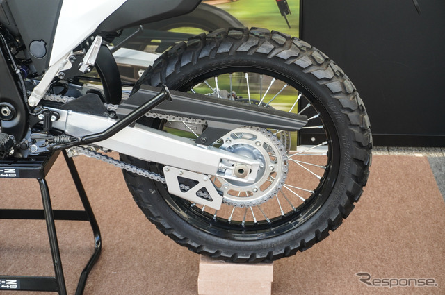 スズキ『DR-Z4S』(スズキ モーターサイクルコレクション2025)《写真撮影 宮崎壮人》