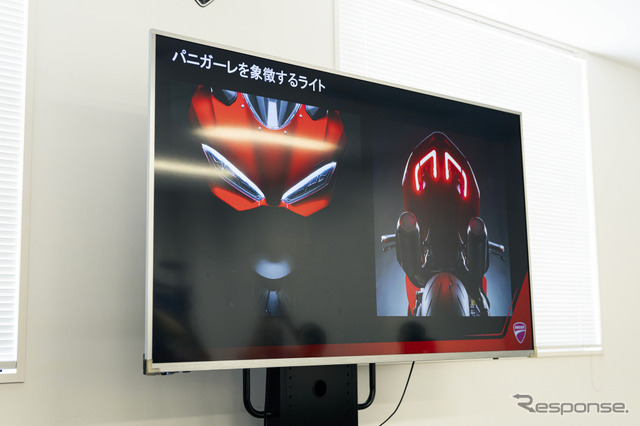 ドゥカティ 新型V2エンジン《写真撮影 望月 勇輝》