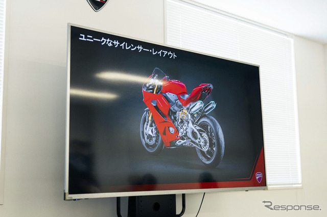 ドゥカティ 新型V2エンジン《写真撮影 望月 勇輝》
