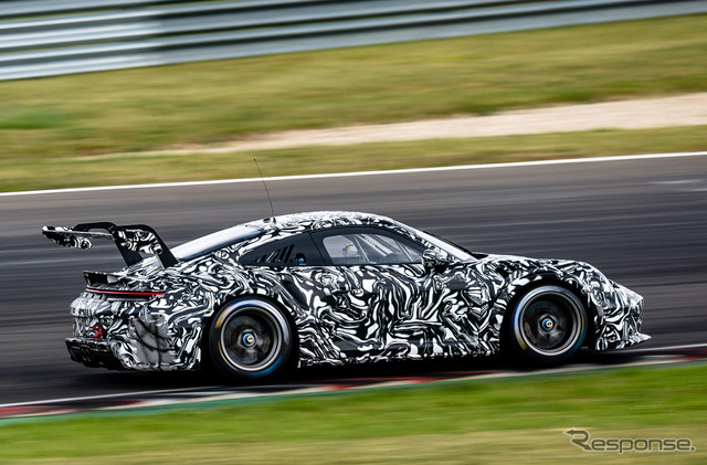 ポルシェ『911カップ』新型のプロトタイプ《photo by Porsche》