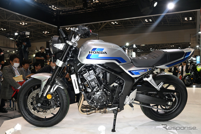 ホンダ CB1000F コンセプト（東京モーターサイクルショー2025）《写真撮影 安藤貴史》