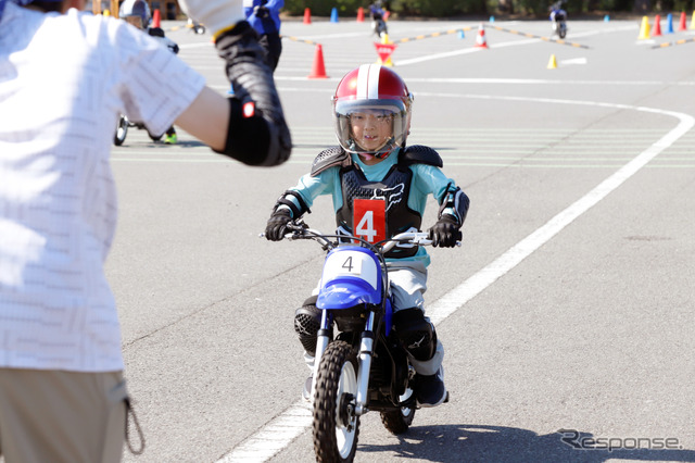 ヤマハ発動機の親子バイク教室《写真撮影 小林岳夫》