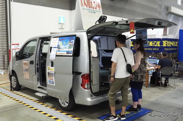 リンエイプダクト：コンパクトバカンチェスひとり旅（東京キャンピングカーショー2025）《写真撮影 高木啓》