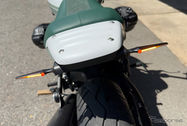 BMW『R12』と『R18』のカスタムバイク「スピード・シスターズ」《photo by BMW》