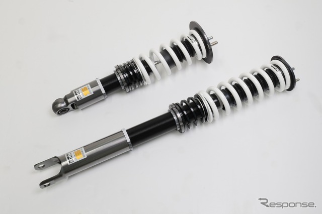 根強い人気の最強ステーションワゴンを快適にローダウン、HKSの「ハイパーマックスS」日産『ステージア』用が期間限定で受注を開始《写真提供 HKS》