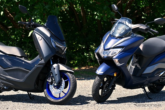 スズキの『バーグマンストリート125EX』と、ヤマハの『NMAX』《写真撮影 伊丹孝裕》