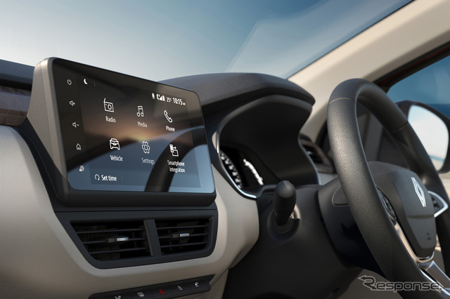 ルノー『トライバー』改良新型《photo by Renault》