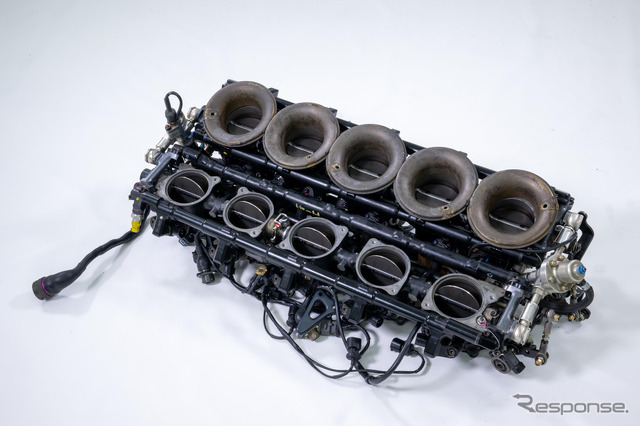 アイルトン・セナが1990年のF1で使用した最後のホンダV10エンジン「RA100E」のシリアル番号V805《photo by Honda》