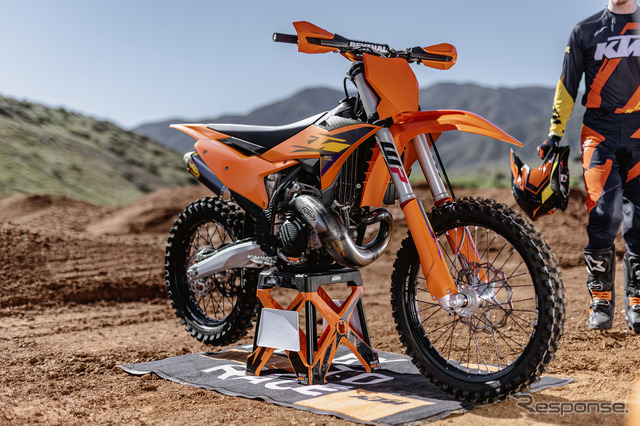 KTM『SXモトクロス』シリーズの2026年モデル《photo by KTM》