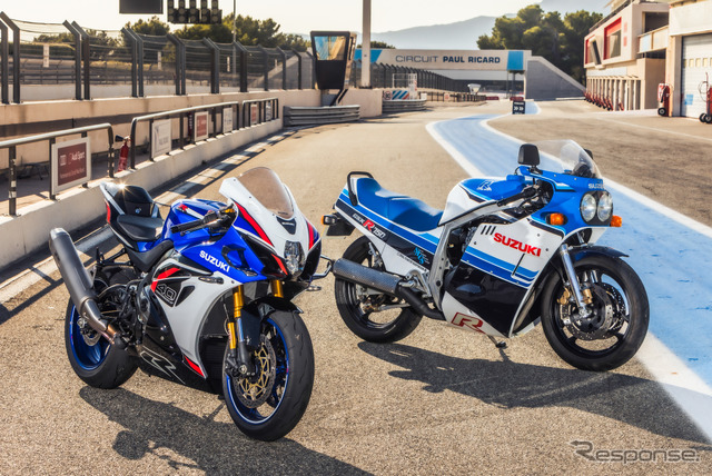 スズキ GSX-R1000R(左)とGSX-R750(右)《photo by SUZUKI》