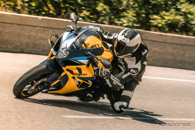 スズキ GSX-R1000R《photo by SUZUKI》