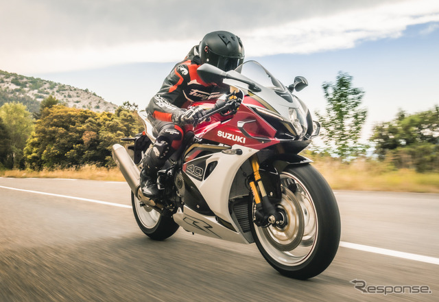 スズキ GSX-R1000R《photo by SUZUKI》