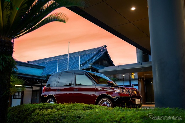明治記念館とフォレストテラス明治神宮・桃林荘の特別車両。トヨタの『JPN TAXI（ジャパンタクシー）』がベース《写真提供 明治記念館》
