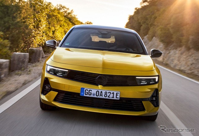 オペル・アストラPHEV《photo by Opel》