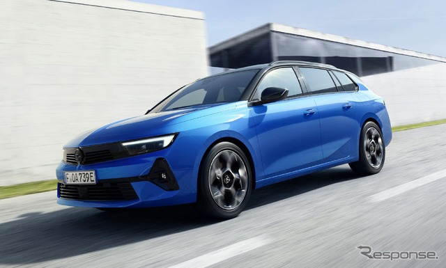 オペル・アストラ スポーツツアラーPHEV《photo by Opel》