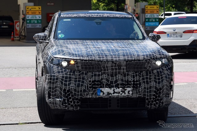 BMW X5 次期型のプロトタイプ《APOLLO NEWS SERVICE》