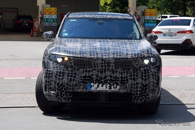 BMW X5 次期型のプロトタイプ《APOLLO NEWS SERVICE》