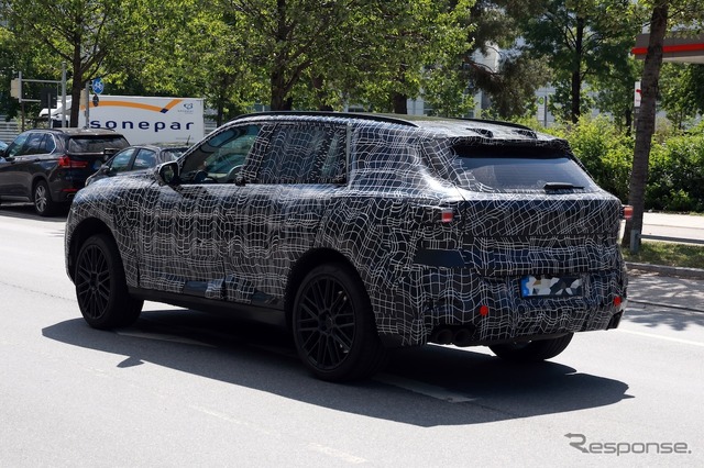 BMW X5 次期型のプロトタイプ《APOLLO NEWS SERVICE》