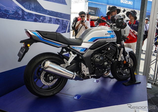 ホンダ CB1000F SE コンセプト（鈴鹿8耐2025）《写真撮影 宮崎壮人》