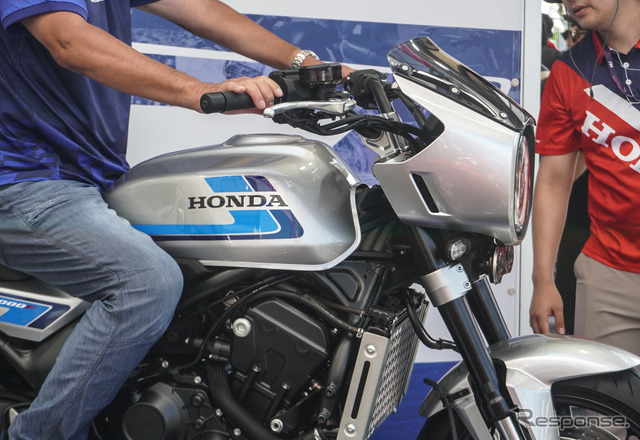 ホンダ CB1000F SE コンセプト（鈴鹿8耐2025）《写真撮影 宮崎壮人》