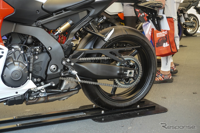 ヤマハ YZF-R9（鈴鹿8耐2025）《写真撮影 宮崎壮人》
