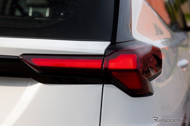 シボレー『ボルト』新型のティザー《photo by Chevrolet 》