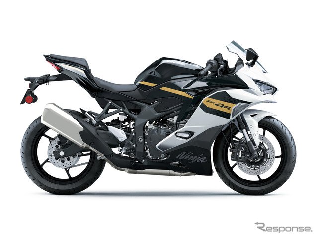 カワサキ Ninja ZX-4R SE（パールロボティックホワイト×メタリックスパークブラック）《写真提供 カワサキモータースジャパン》