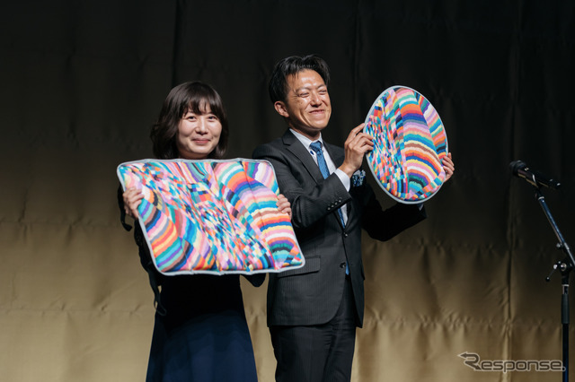 トヨタ『ヤリス』のアートカー、北海道TGRラリーに出走…作品モチーフのカー用品発売へ《写真提供 ヘラルボニー》