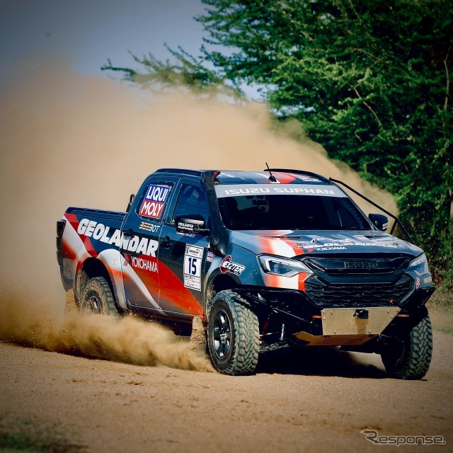 「ISUZU SUPHAN YOKOHAMA LIQUI MOLY RACING TEAM」の参戦車両・いすゞ『D-Max』《写真提供 横浜ゴム》