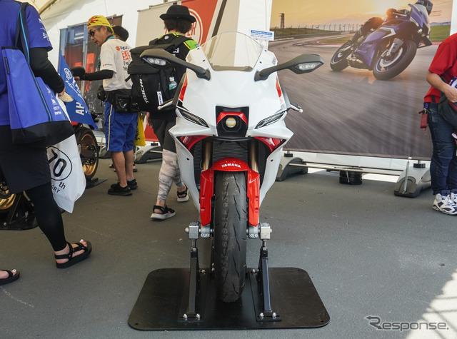 ヤマハ YZF-R9（鈴鹿8耐2025）《写真撮影 宮崎壮人》