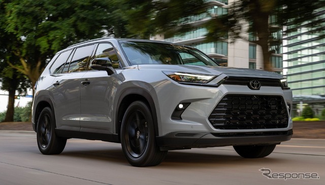トヨタ・グランドハイランダーの「ハイブリッド ナイトシェード エディション」《photo by Toyota》