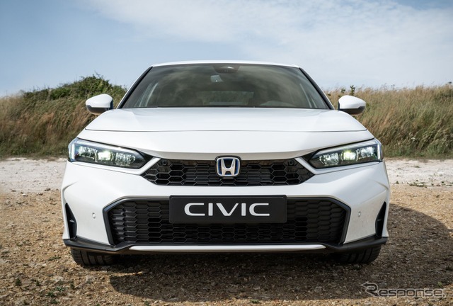 ホンダ『シビック e:HEV』の改良モデル《photo by Honda》