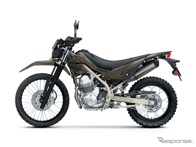 カワサキ KLX230シェルパS（ミディアムクラウディグレー）《写真提供 カワサキモータースジャパン》