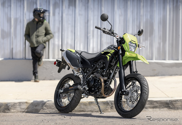 カワサキ KLX230SM《写真提供 カワサキモータースジャパン》