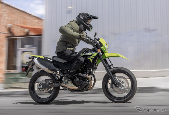 カワサキ KLX230SM《写真提供 カワサキモータースジャパン》