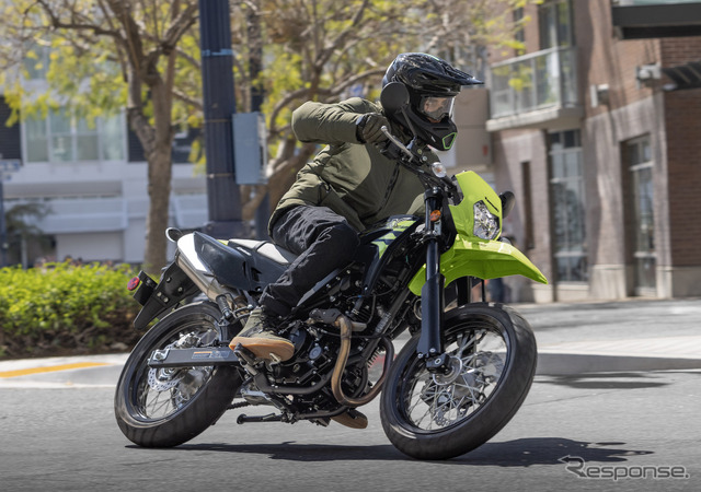 カワサキ KLX230SM《写真提供 カワサキモータースジャパン》