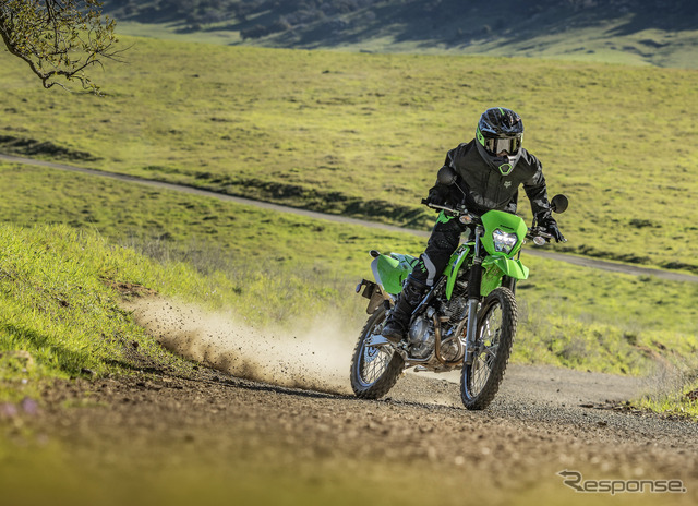 カワサキ KLX230 S《写真提供 カワサキモータースジャパン》
