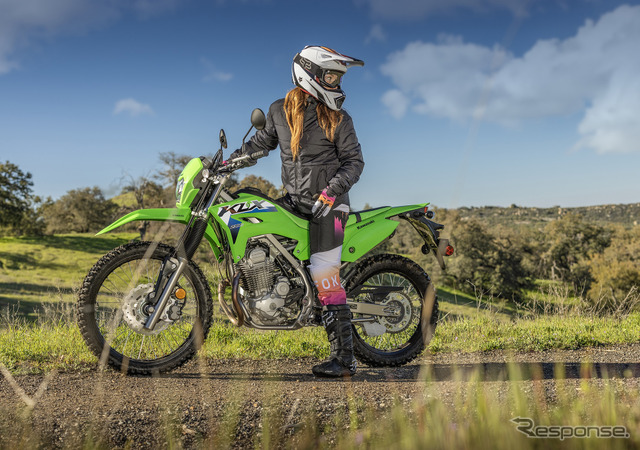 カワサキ KLX230 S《写真提供 カワサキモータースジャパン》