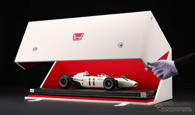 ホンダF1初勝利マシン「RA272」の8分の1スケールモデル《photo by Honda》