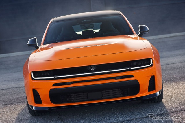 ダッジ『チャージャー』の内燃エンジン仕様の「スキャットパック」《photo by Dodge》