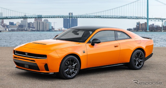 ダッジ『チャージャー』の内燃エンジン仕様の「スキャットパック」《photo by Dodge》