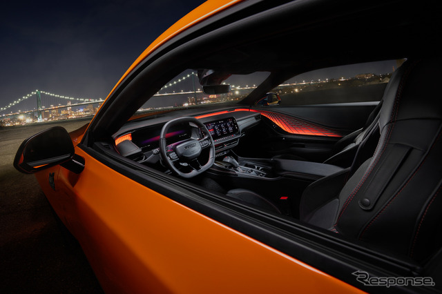 ダッジ『チャージャー』の内燃エンジン仕様の「スキャットパック」《photo by Dodge》