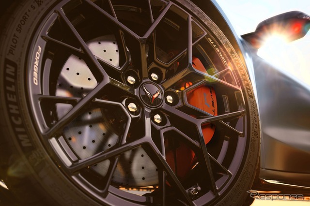 シボレー『コルベット ZR1X』の「クエイル シルバー リミテッド エディション」《photo by Chevrolet》