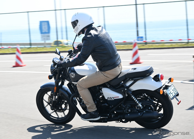 ロイヤルエンフィールド ショットガン650《写真撮影 安藤貴史》