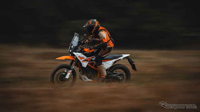 KTM 390 アドベンチャーR《写真提供 KTM》