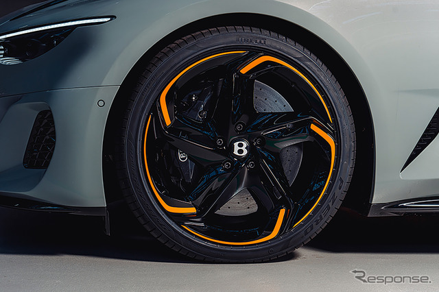 ベントレー『バトゥール コンバーチブル』の第1号車《photo by Bentley》