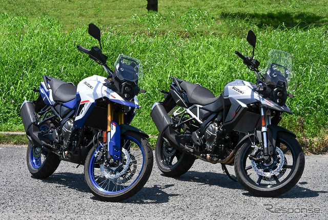 スズキ Vストローム800DE（左）とVストローム800（右）《写真撮影 中野英幸》